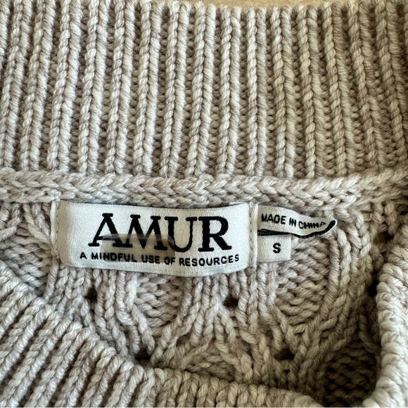 Amur Ulla Fringe Beige Cable Knit Merino Wool Round Neck Womens Size S Pullover - Picture 15 of 16